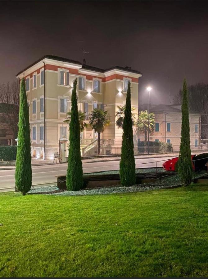 Hotel Villa Maranello Esterno foto
