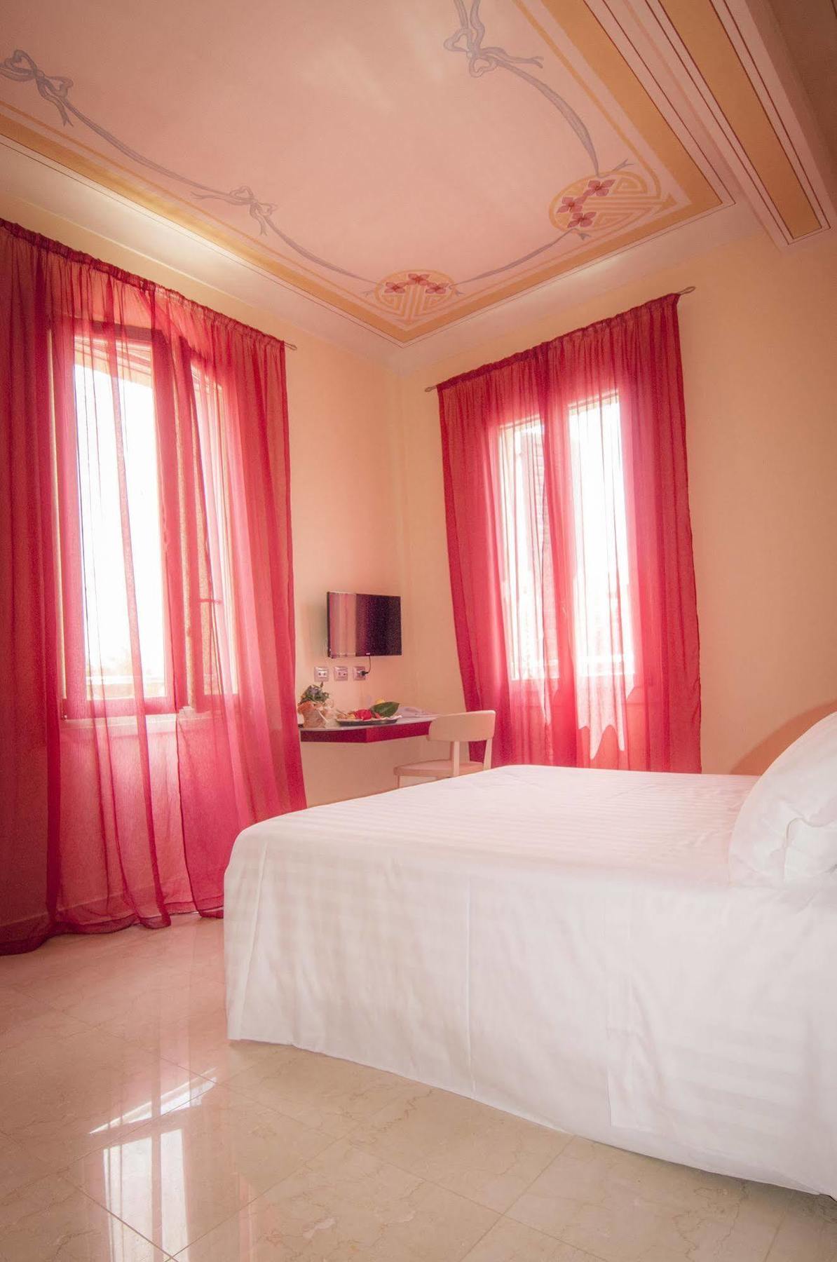 Hotel Villa Maranello Esterno foto