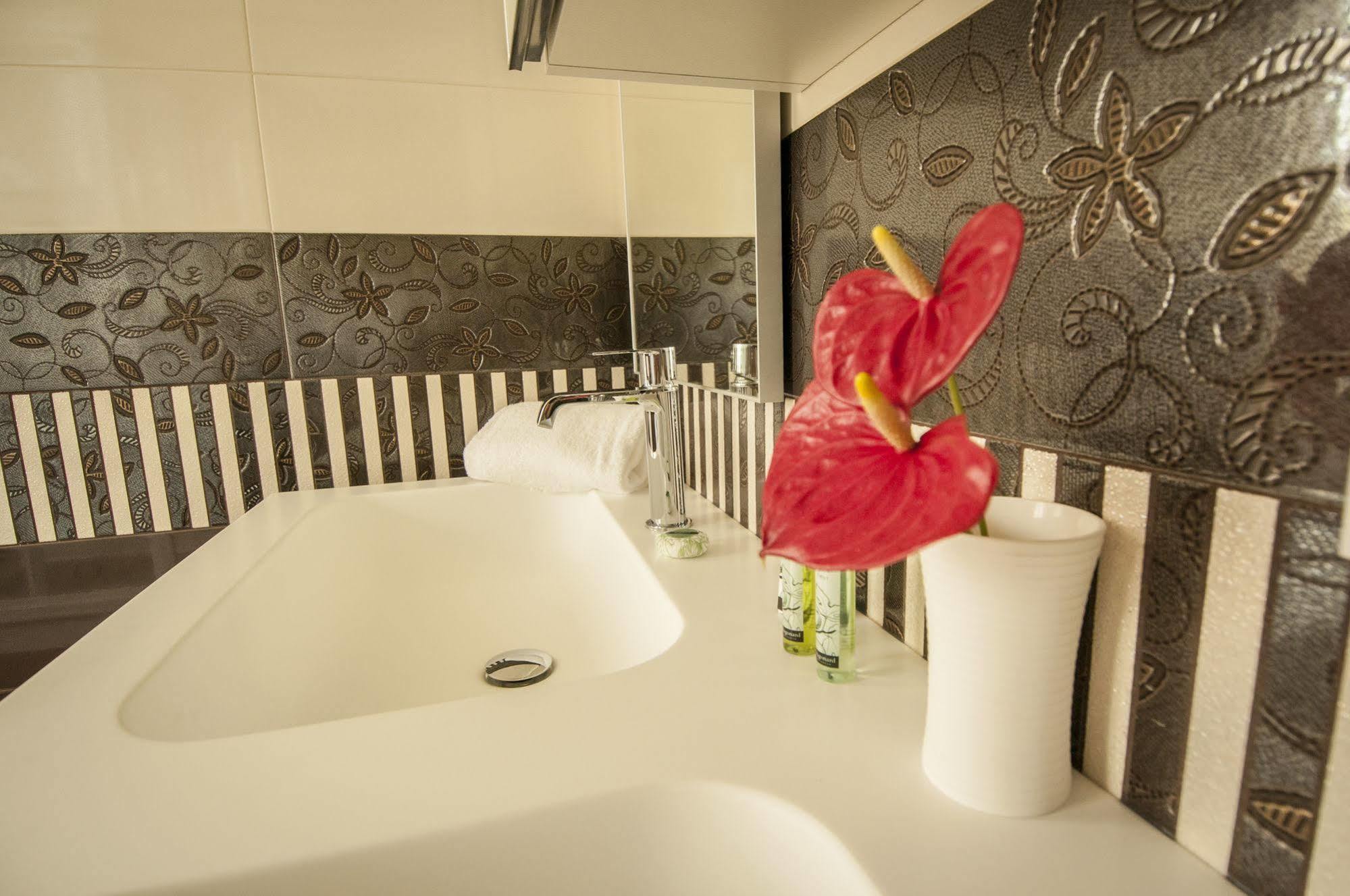 Hotel Villa Maranello Esterno foto
