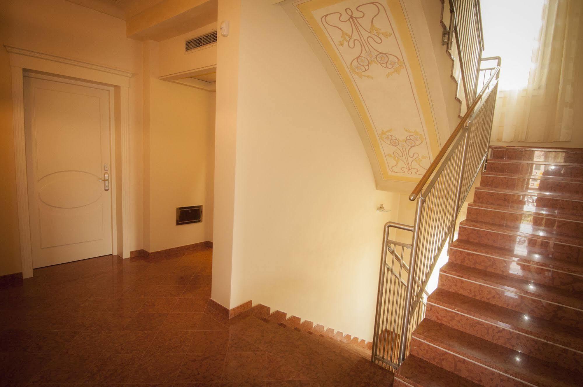 Hotel Villa Maranello Esterno foto